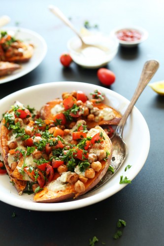 AMAZING-30-minute-Dinner-Mediterranean-Baked-Sweet-Potatoes-vegan-glutenfree1