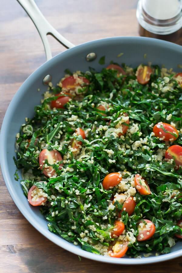 Vegan Warm Collard Quinoa Salad // If it's hard for you to eat salads in the winter, because they are "cold", this warm salad will be your favorite. The quinoa and cherry tomatoes make this an excellent side dish. | The Green Loot #vegan #cleaneating #weightloss